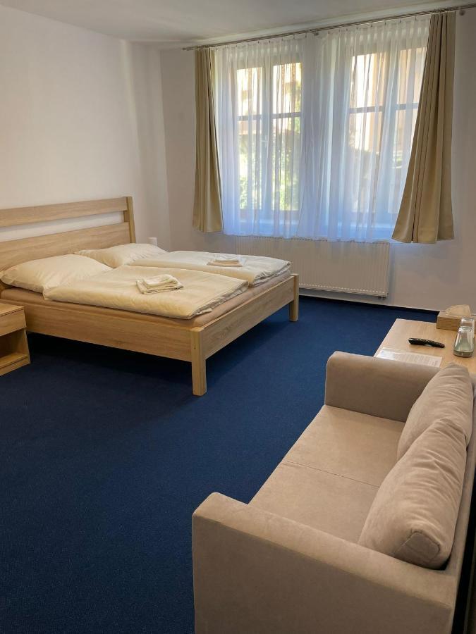 Hotel U Mesta Prahy Náchod Dış mekan fotoğraf