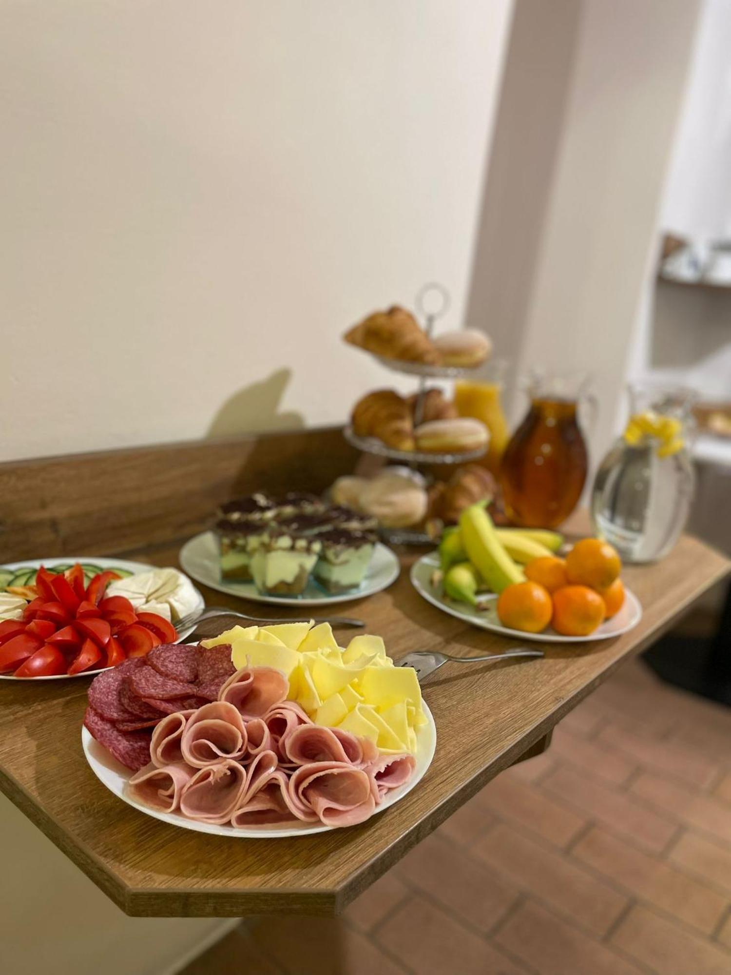 Hotel U Mesta Prahy Náchod Dış mekan fotoğraf